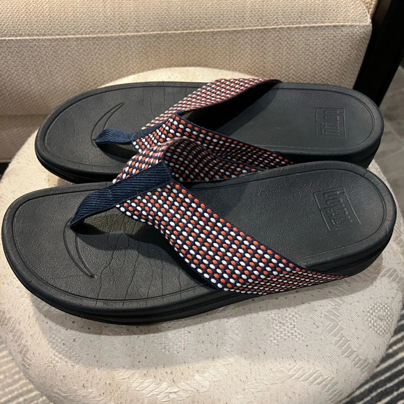 Fitflops with red white and blue strap size 10 - Picture 4 of 8